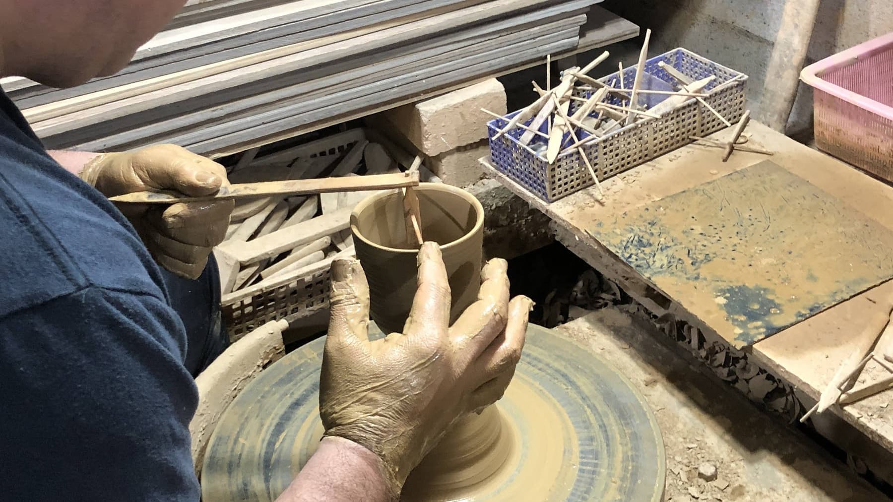 仲間陶房窯元：仲間功